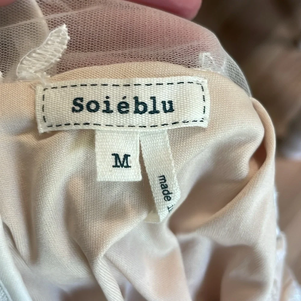 Fun bridal dress for after party or beach wedding ! Soieblu size Med - Picture 6 of 12